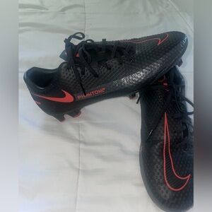 Nike Phantom GT Academy FG MG Soccer Cleats